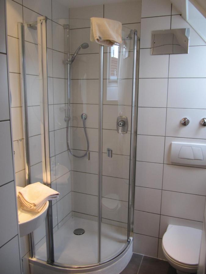 Hotel KRONE Deckenpfronn Buitenkant foto